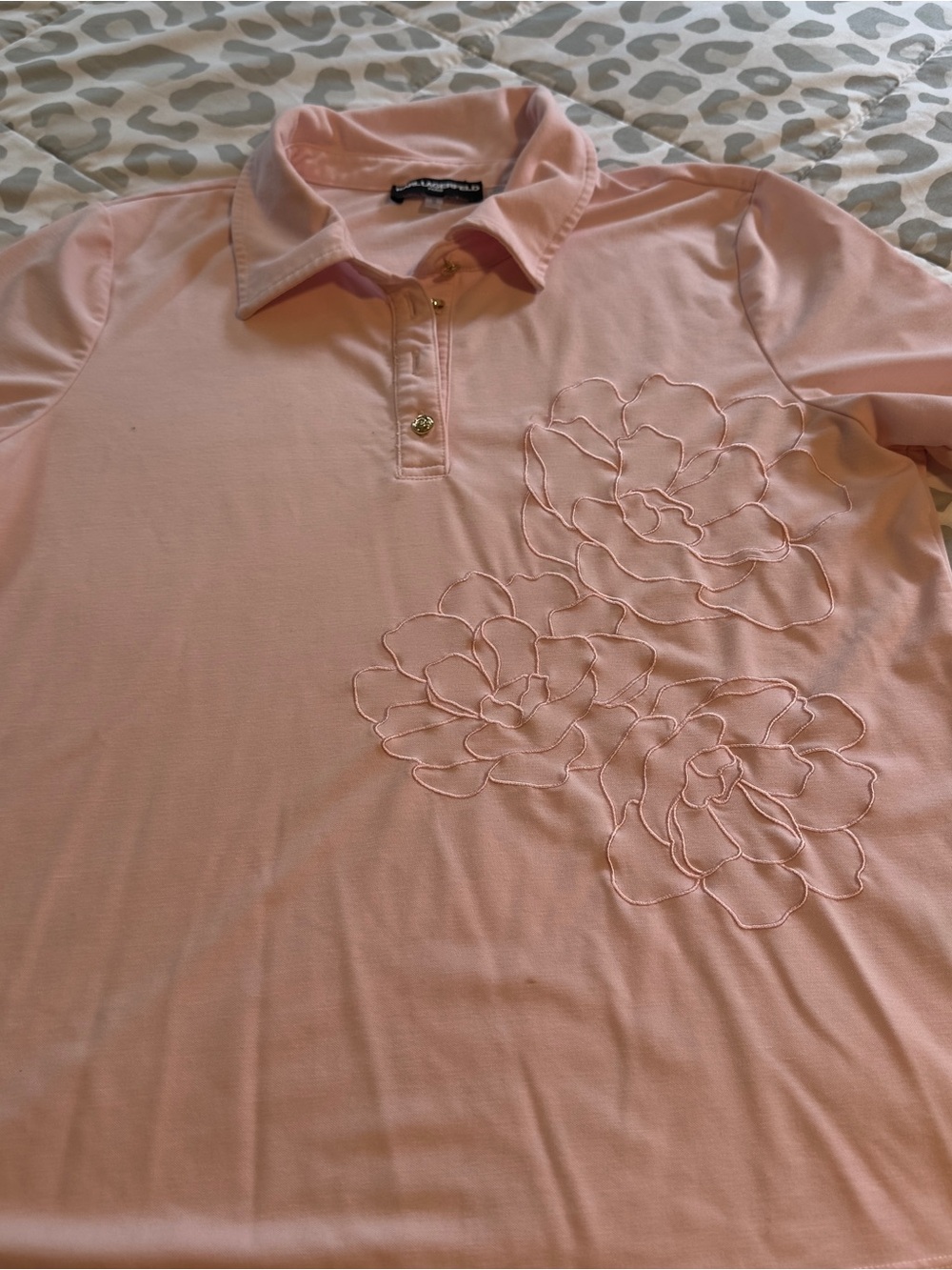 Karl Lagerfeld Paris Pink Floral Embroidered Polo Top Shirt Size M - Picture 9 of 10